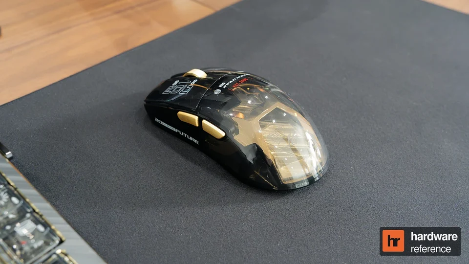 La Harpe II Extreme Edition 20 sur notre tapis de souris.
